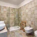 בית נופש Stunning In בוזט